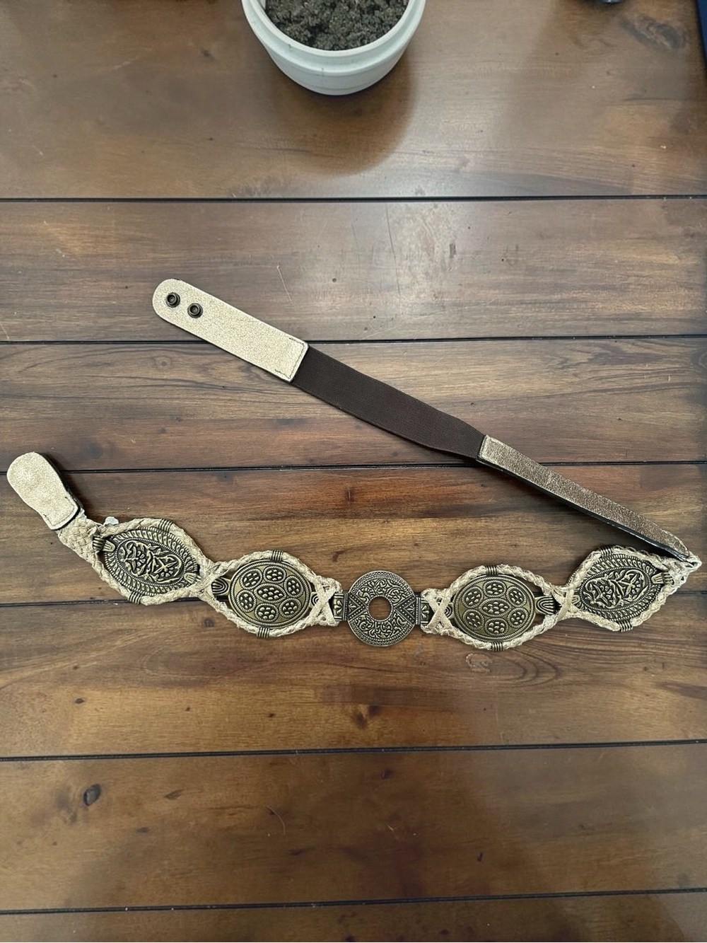 Vintage Y2K Chico’s Gold Metal and Brown Embellished Braided Waist Belt M